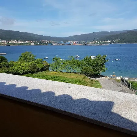 En La Playa De Quenxe アパート Corcubión